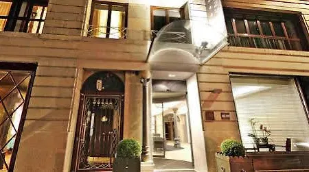 D'alleves Hotel