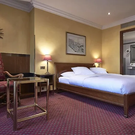 D'alleves Hotel